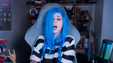 Snapshot of ohclementinee chatting on 02/28/25, 10:09 Clementine Clem online show from 02/28/25, 10:09