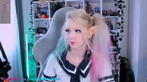 Snapshot of ohclementinee chatting on 11/10/25, 10:14 Clementine Clem online show from 11/10/25, 10:14