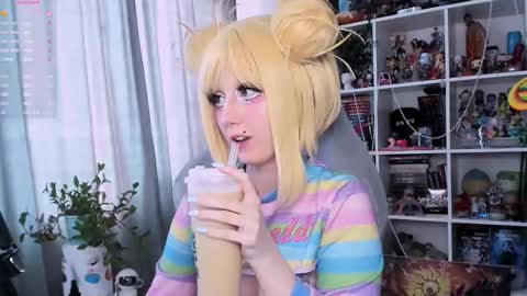 Snapshot of ohclementinee chatting on 02/13/26, 09:38 Clementine Clem online show from 02/13/26, 09:38