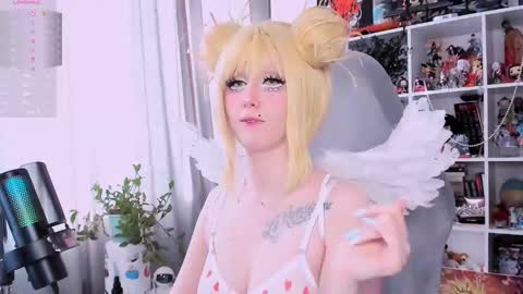 Snapshot of ohclementinee chatting on 02/14/26, 11:07 Clementine Clem online show from 02/14/26, 11:07