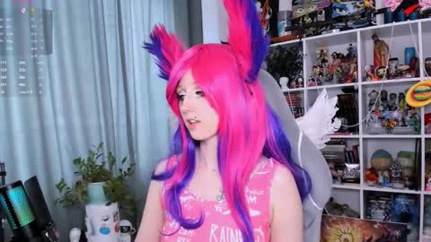 Snapshot of ohclementinee chatting on 02/17/26, 09:50 Clementine Clem online show from 02/17/26, 09:50