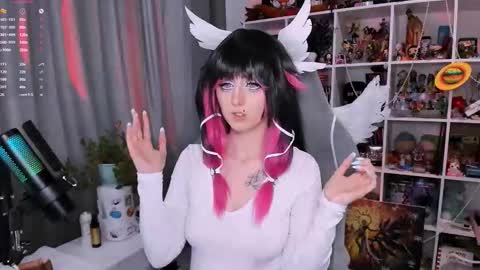 Snapshot of ohclementinee chatting on 02/18/26, 02:46 Clementine Clem online show from 02/18/26, 02:46