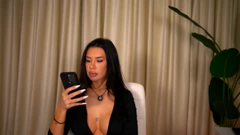 Julia online show from 02/03/26, 05:05