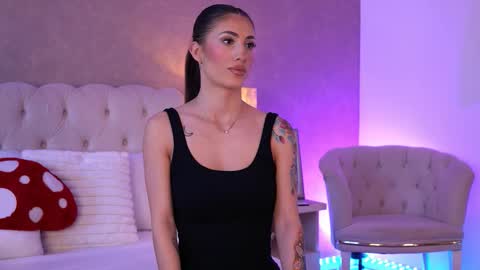 ohhaisha online show from 11/24/25, 07:41