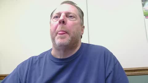 ohioguy64 online show from 11/21/25, 06:17