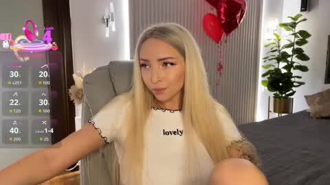 Emma online show from 02/18/26, 01:12