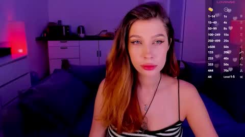 Light  online show from 11/23/25, 03:12