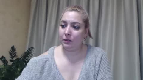 Snapshot of ohsweetiren chatting on 01/21/25, 07:04 Iren online show from 01/21/25, 07:04