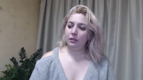 Snapshot of ohsweetiren chatting on 02/04/25, 07:40 Iren online show from 02/04/25, 07:40