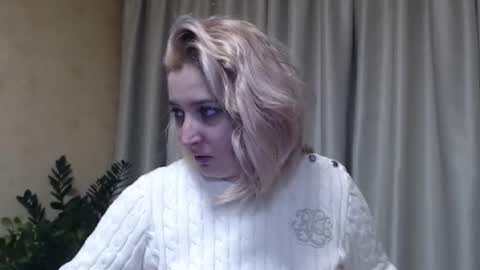 Snapshot of ohsweetiren chatting on 02/09/25, 06:43 Iren online show from 02/09/25, 06:43