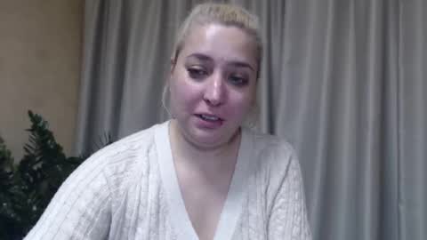 Snapshot of ohsweetiren chatting on 11/05/25, 07:30 Iren online show from 11/05/25, 07:30