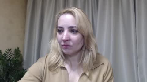 Mari online show from 03/10/26, 05:18