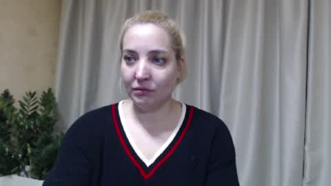 Mari online show from 04/08/26, 03:12