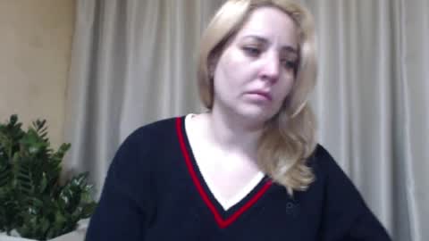 Snapshot of ohsweetmari chatting on 04/25/26, 09:01 Mari online show from 04/25/26, 09:01