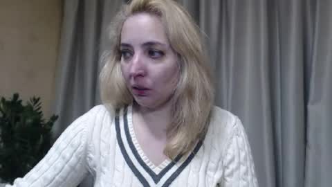 Snapshot of ohsweetmari chatting on 04/29/26, 05:06 Mari online show from 04/29/26, 05:06