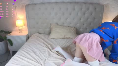 Snapshot of ohyumiyes chatting on 01/04/25, 09:20 Yumi online show from 01/04/25, 09:20