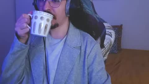 okako online show from 04/15/26, 07:58