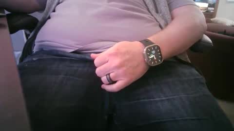 okiehard1 online show from 12/15/25, 06:12