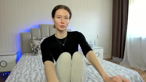            Welcome to my fans page  online show from 02/09/25, 09:05
