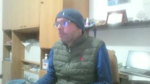 olak21 online show from 11/22/25, 10:47