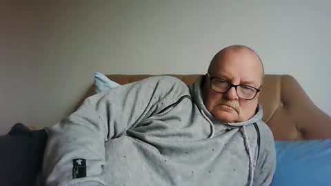 old_fkr online show from 01/26/25, 12:54