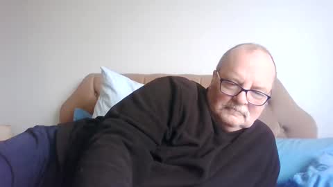 old_fkr online show from 02/16/25, 10:21