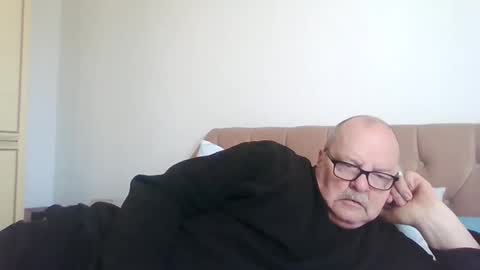 old_fkr online show from 03/03/26, 10:10