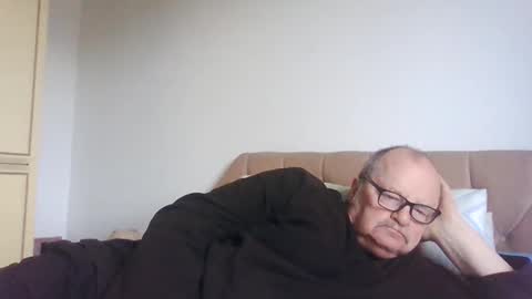 old_fkrr_ online show from 04/03/26, 10:24