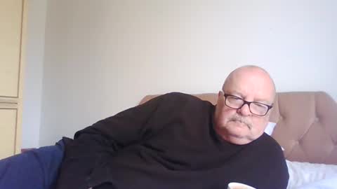 old_fkrr_ online show from 04/15/26, 09:27