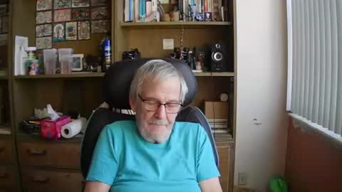 old_javacoder online show from 06/26/26, 11:03