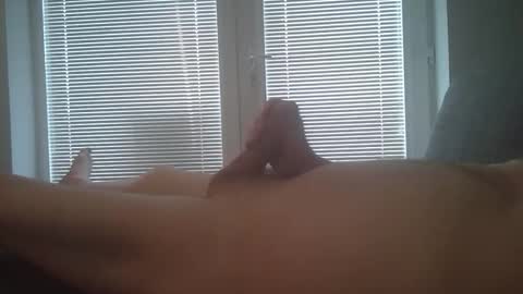 HeyIts Just Me online show from 04/11/26, 01:48