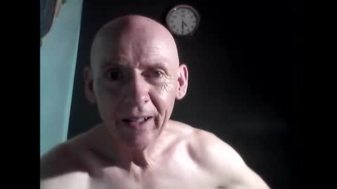 oldbuthorny62 online show from 03/05/25, 06:23