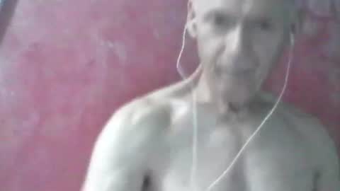 oldbuthorny62 online show from 04/12/26, 01:43