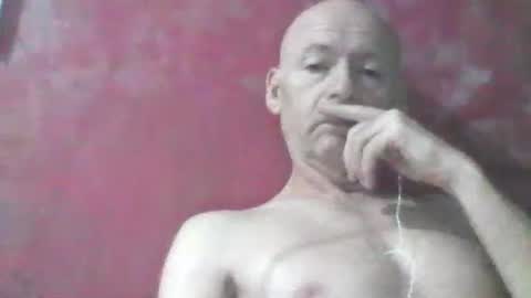 oldbuthorny62 online show from 06/01/26, 12:12