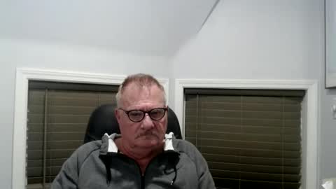 oldguybigd online show from 06/04/26, 05:57