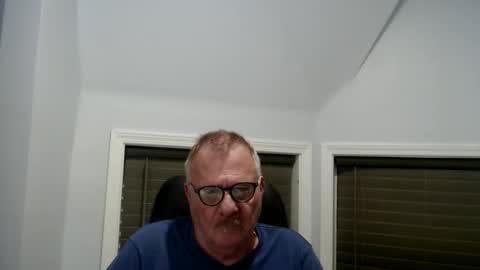 Snapshot of oldguybigd chatting on 06/07/26, 06:06 oldguybigd online show from 06/07/26, 06:06