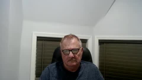 Snapshot of oldguybigd chatting on 06/08/26, 04:24 oldguybigd online show from 06/08/26, 04:24