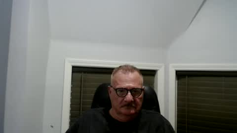 Snapshot of oldguybigd chatting on 06/12/26, 04:22 oldguybigd online show from 06/12/26, 04:22