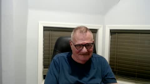 Snapshot of oldguybigd chatting on 06/16/26, 06:49 oldguybigd online show from 06/16/26, 06:49