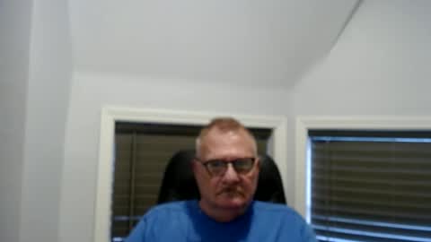 Snapshot of oldguybigd chatting on 06/17/26, 02:14 oldguybigd online show from 06/17/26, 02:14