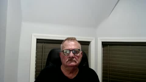 Snapshot of oldguybigd chatting on 06/18/26, 06:46 oldguybigd online show from 06/18/26, 06:46