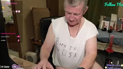 Snapshot of oldnewfun chatting on 02/20/25, 01:25 oldnewfun online show from 02/20/25, 01:25