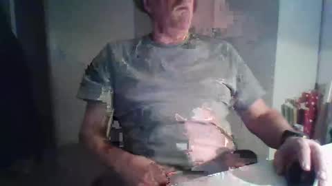 Snapshot of oldth chatting on 02/19/25, 09:47 oldth online show from 02/19/25, 09:47