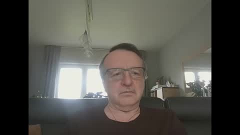 oldtimer160162493 online show from 05/17/26, 01:07