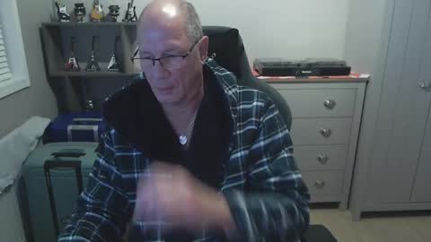 oldveteranuk online show from 09/18/25, 05:20