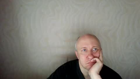 Snapshot of oleg365 chatting on 03/06/26, 11:28 figaro online show from 03/06/26, 11:28