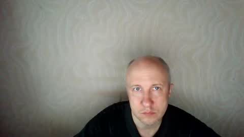Snapshot of oleg365 chatting on 03/18/26, 11:46 figaro online show from 03/18/26, 11:46