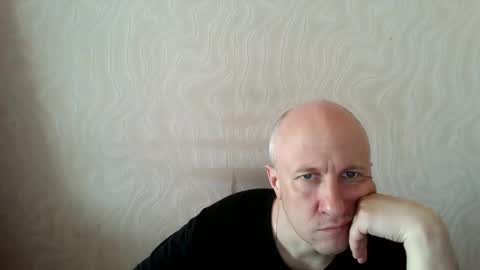 Snapshot of oleg365 chatting on 03/29/26, 09:53 figaro online show from 03/29/26, 09:53