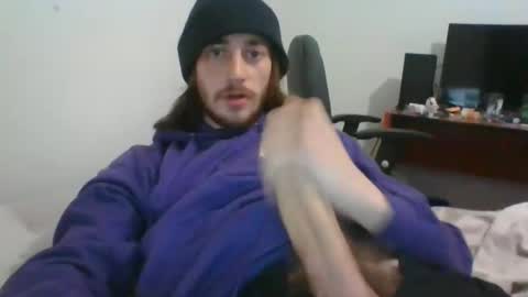 Snapshot of oliboy34 chatting on 05/01/26, 02:05 oliboy34 online show from 05/01/26, 02:05