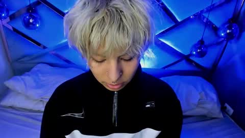 oliiverr22 online show from 01/12/26, 11:26